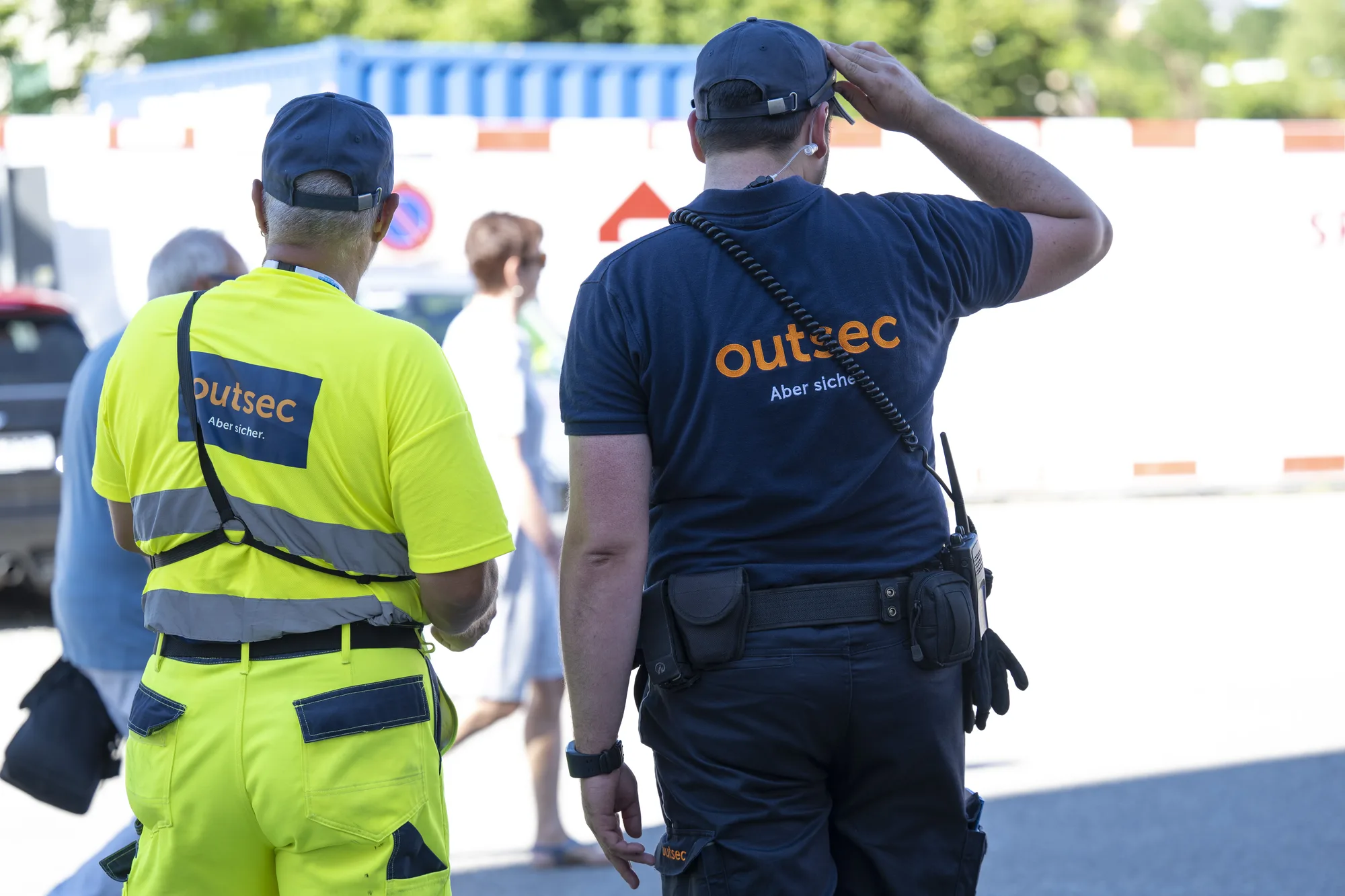outsec Sicherheitsteam im Einsatz — Sicherheitsunternehmen mit Anspruch